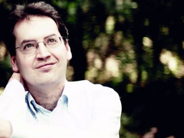 Denes Varjon, piano