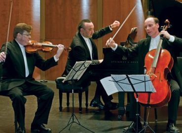 Montrose Trio