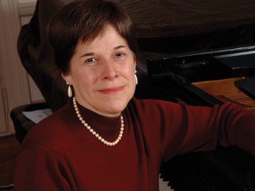 Cynthia Raim