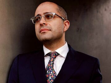 Mahan Esfahani